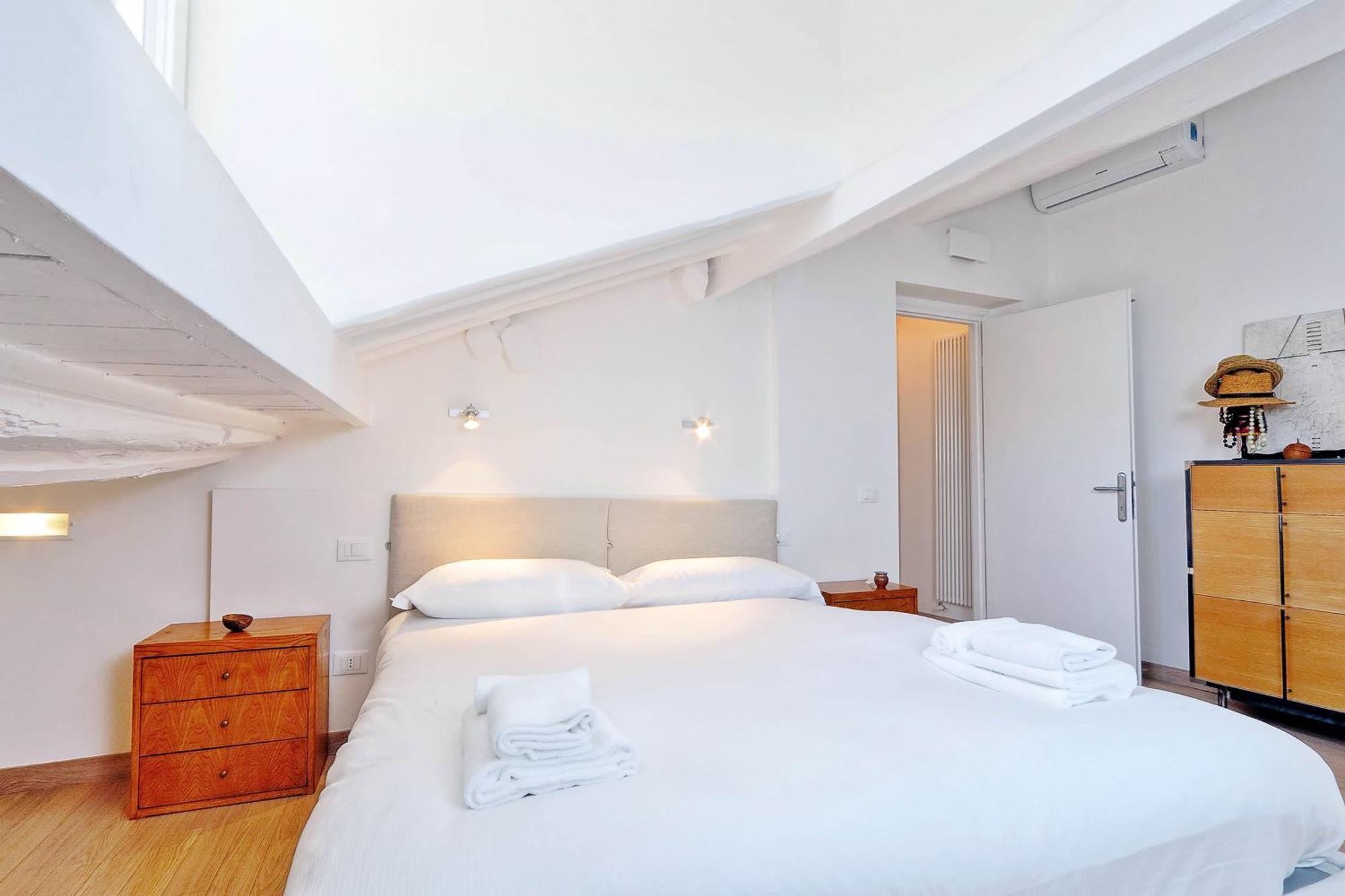 Pantheon Charming Attic | Romeloft公寓 外观 照片